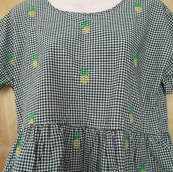 Top - Picture 2 of 4